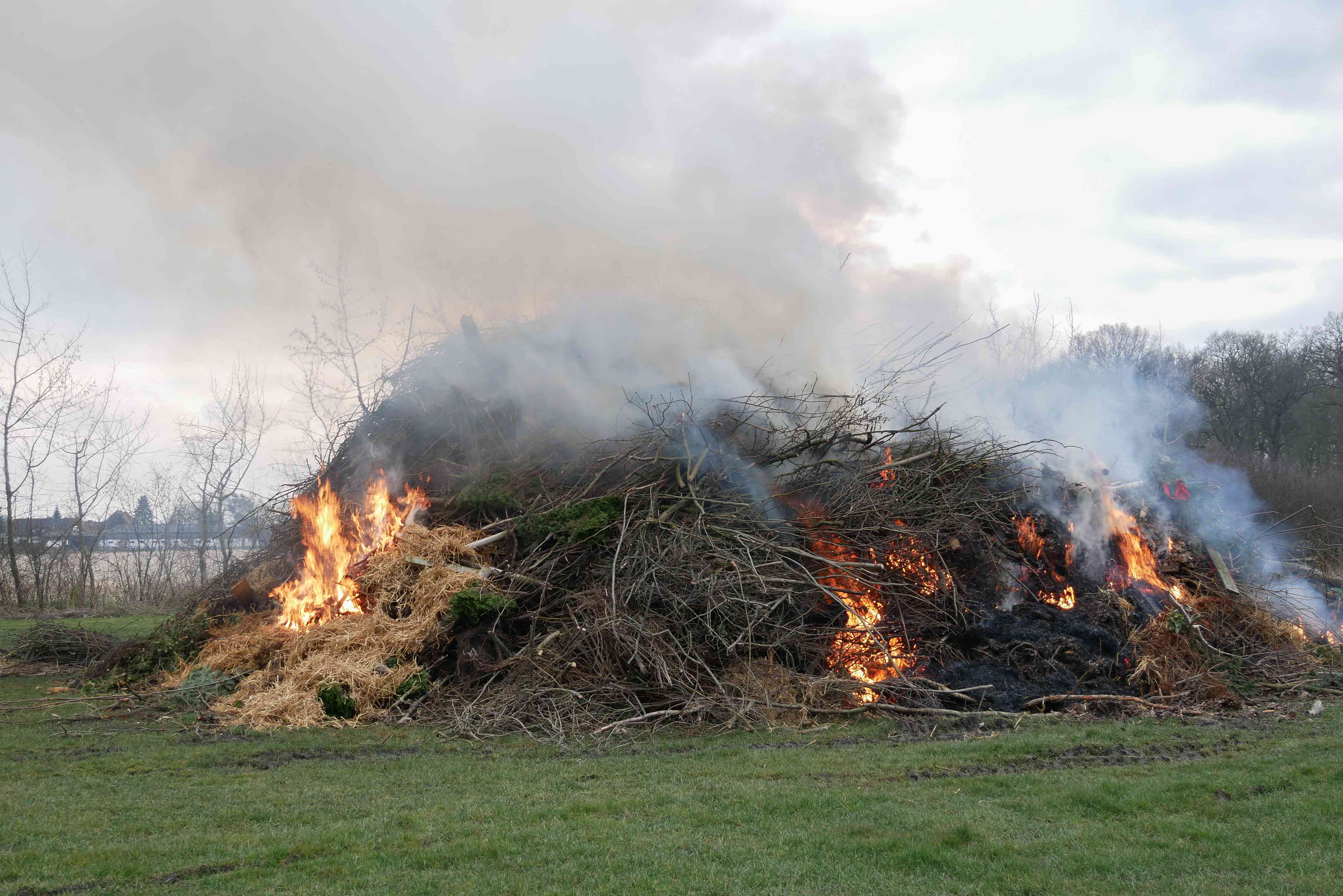 Osterfeuer 2018